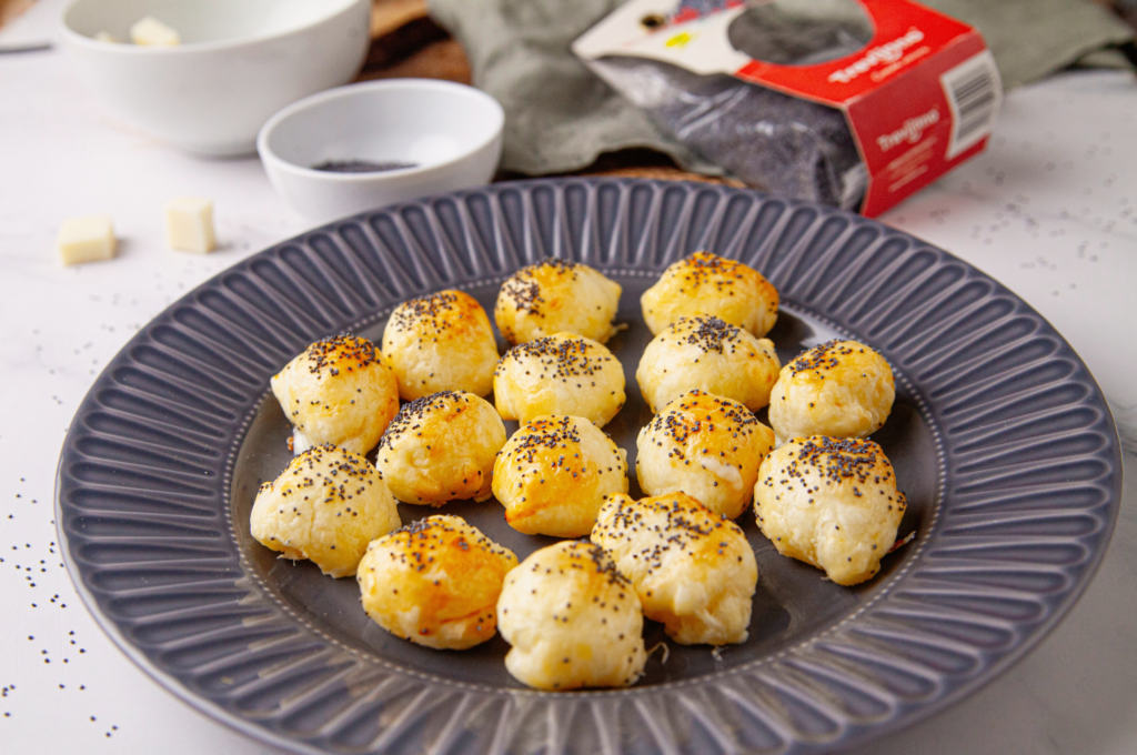 Bolitas De Queso Receta Con Semillas De Amapola Trevijano