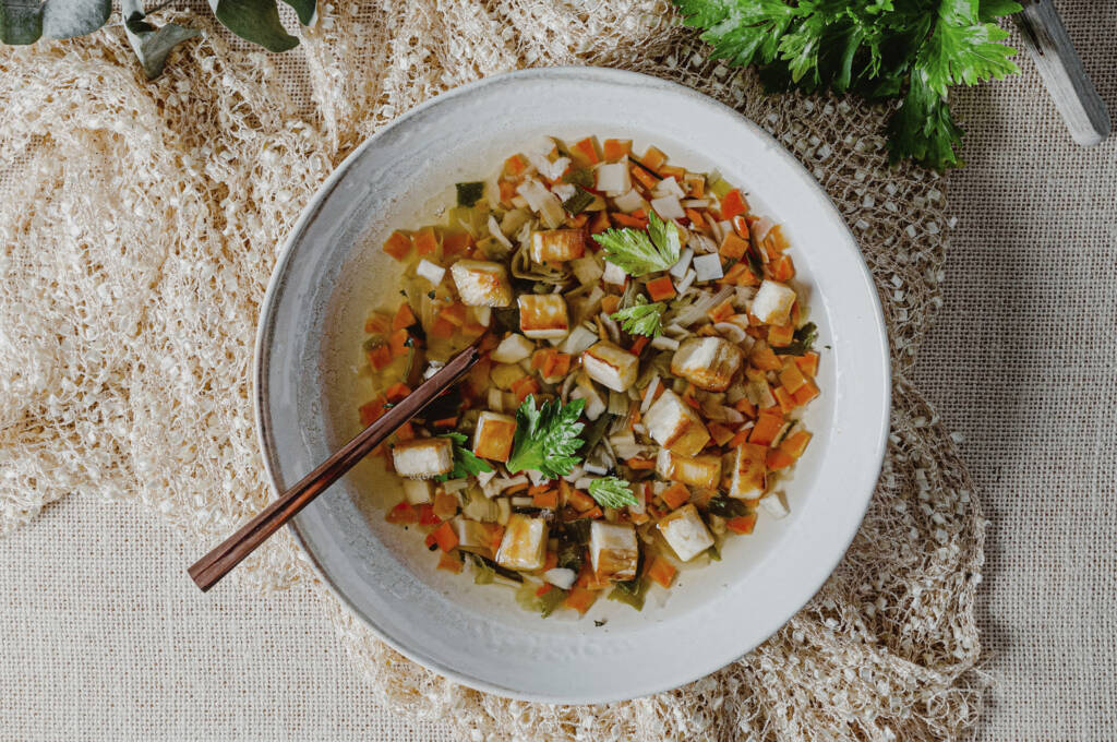 Receta de Sopa Juliana dados de Yuca